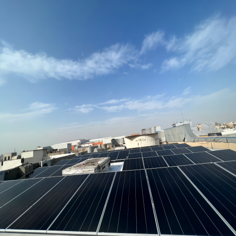Гибридная солнечная система Bluesun мощностью 100 кВт в Ираке